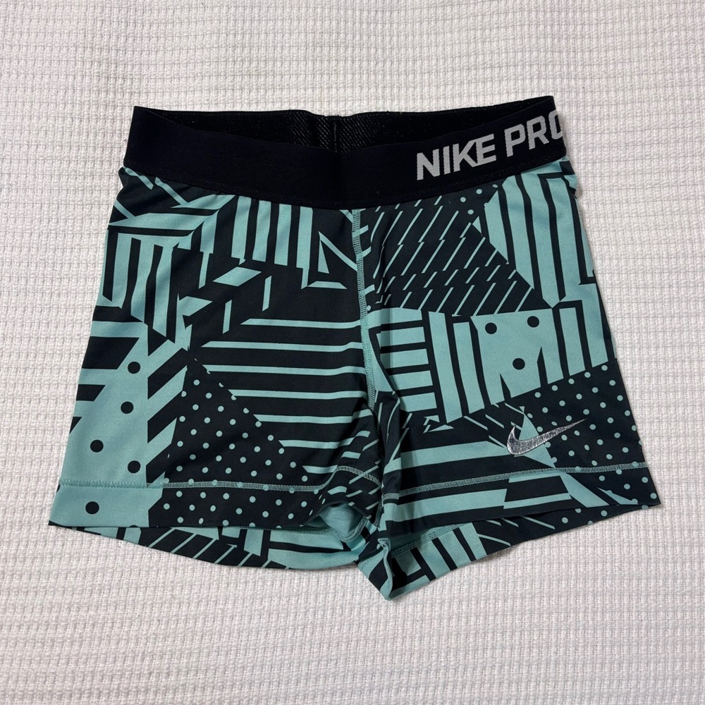 Nike Pro Mint Green & Black Spandex Shorts